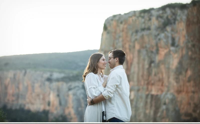 Web de boda de Andrea y Guille, estilo romántico en Masía Niñerola